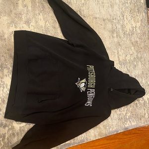 Pittsburgh penguin sweatshirt